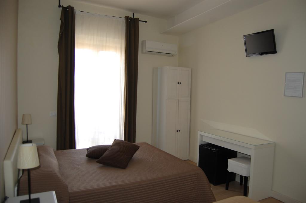 B&B H224 Reggio Calabria Room photo